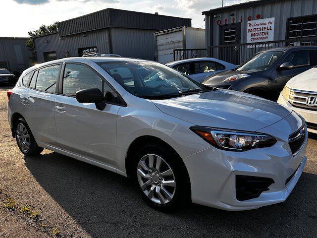 2018 Subaru Impreza 2.0i - Image 2