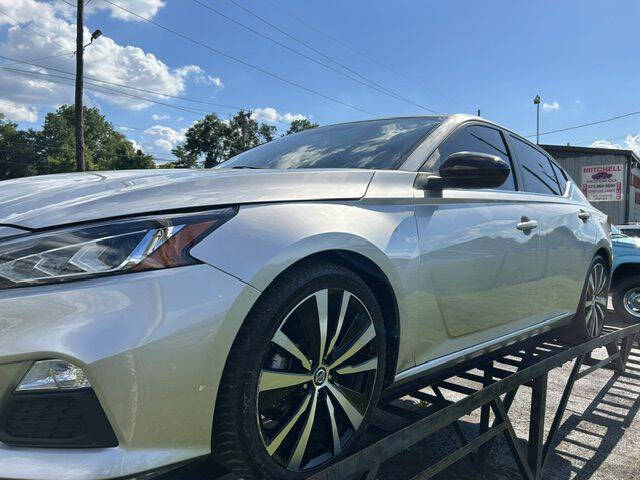 2021 Nissan Altima 2.5 SR - Image 5
